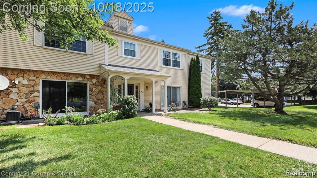 833 BLOOMFIELD VILLAGE Boulevard, A, Auburn Hills, MI 48326 — Photo 2