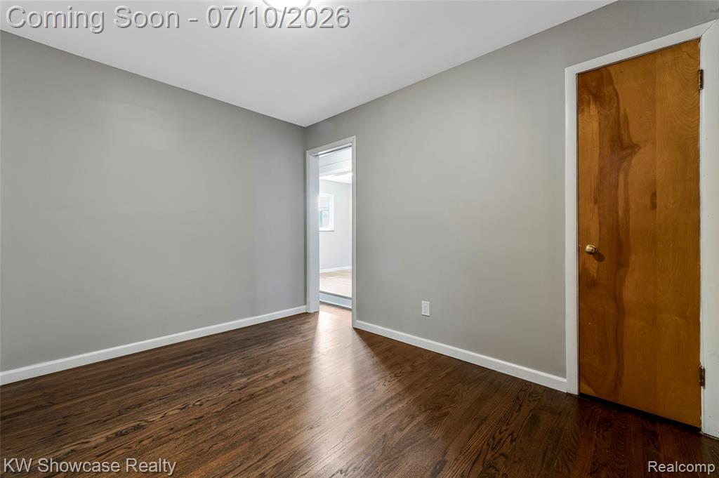 8936 Merriman Road, Livonia, MI 48150 — Photo 34