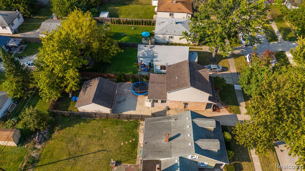 4166 BEDFORD Street, Dearborn Heights, MI 48125 — Photo 23
