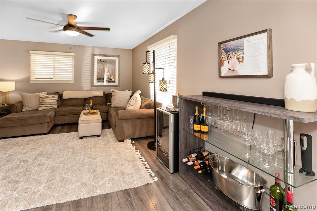 6665 LAURELTON, Clarkston, MI — Photo 34