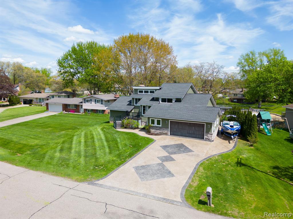 3978 CHANDA, Highland, MI 48356 — Photo 48