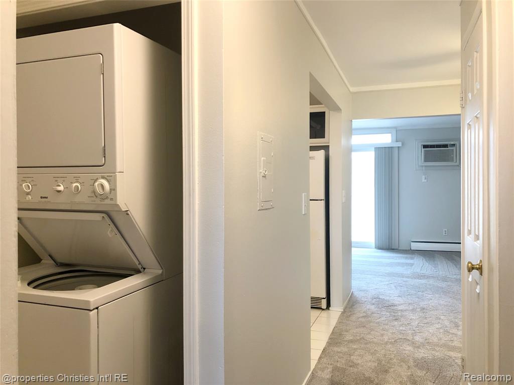 4917 Crooks Road, Royal Oak, MI, 48073