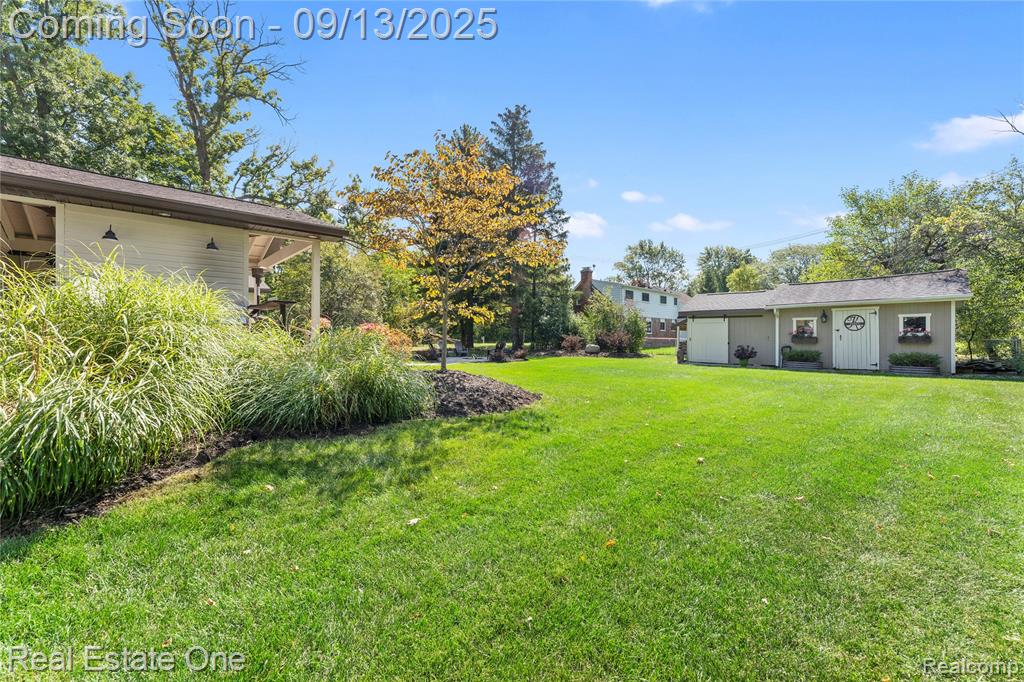 9175 Byromar Lane, Grosse Ile, MI 48138 — Photo 34