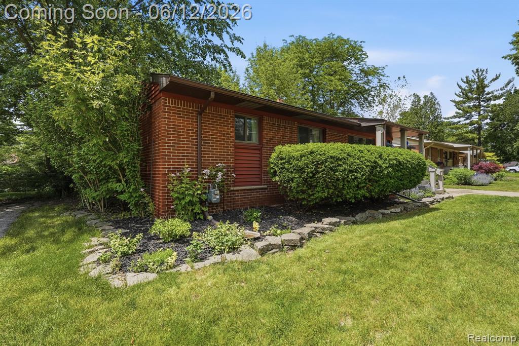 1061 Western Drive - Photo 4