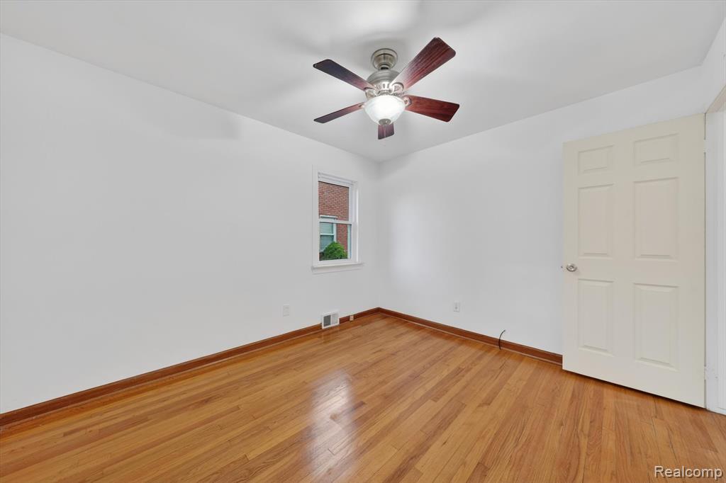 9006 Quandt Avenue, Allen Park, MI 48101 — Photo 25
