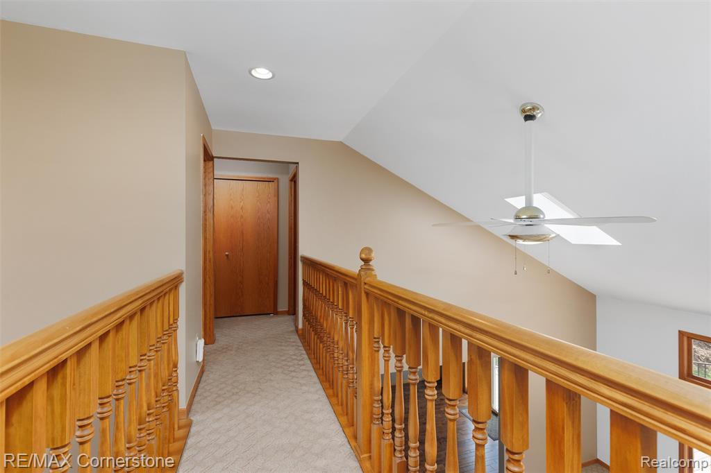 501 Alexander Drive, Commerce Twp, MI 48390 — Photo 23