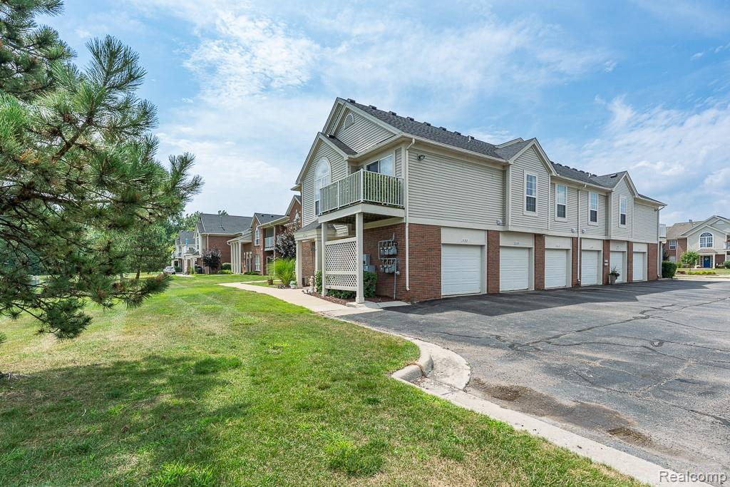 51780 Adler Park Drive W, Chesterfield, MI — Photo 34