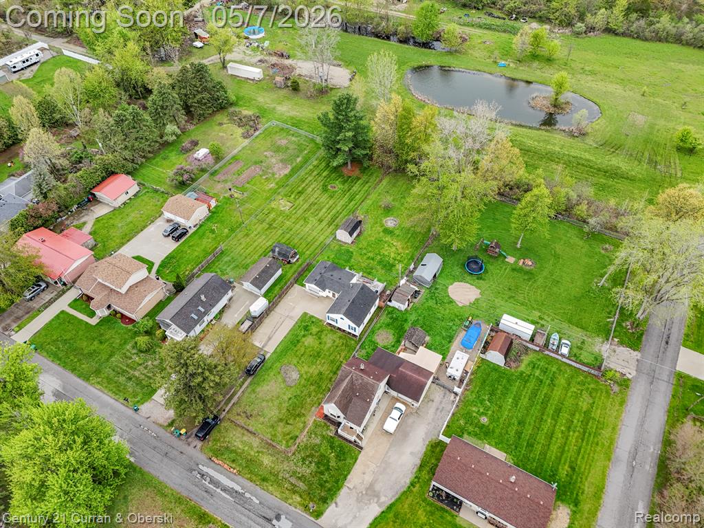 24628 Woodland Drive, Flat Rock, MI 48134 — Photo 38