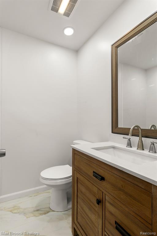 6207 NICHOLAS Drive, West Bloomfield, MI — Photo 26