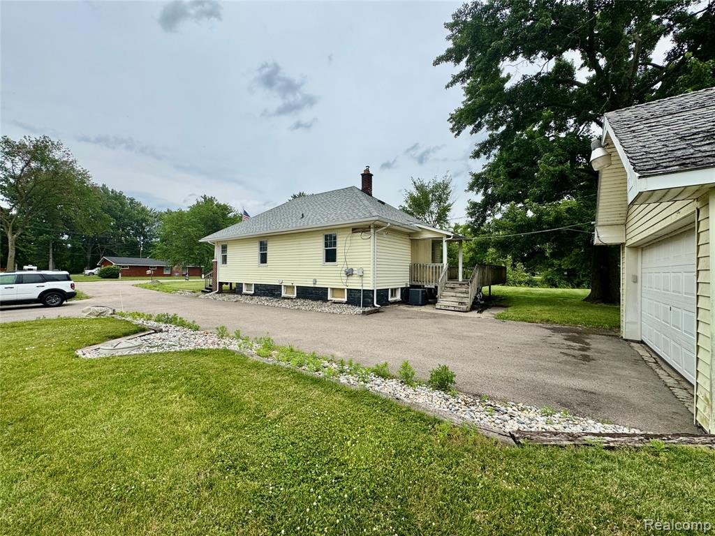 47345 Willis Road, Belleville, MI 48111 — Photo 3