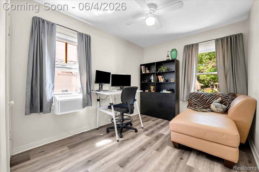 63 W Mahan Avenue, Hazel Park, MI 48030 — Photo 11