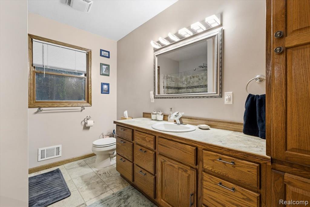 4333 E Michigan Avenue, Jackson, MI 49201 — Photo 18