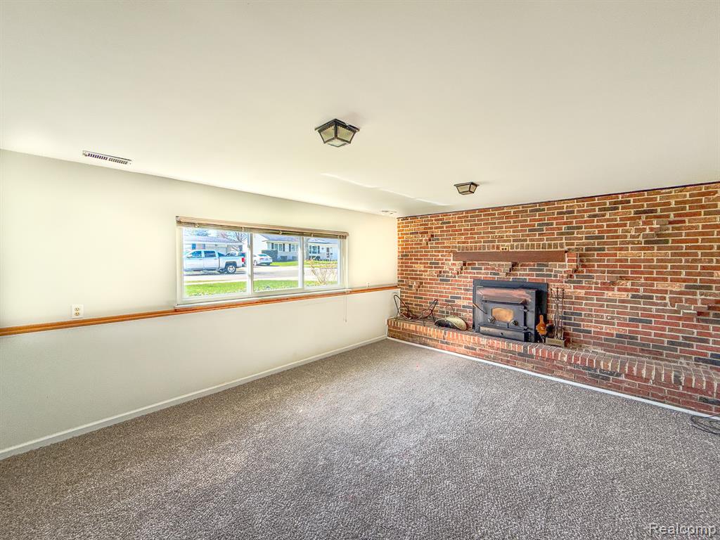 5171 OAKVIEW Drive, Swartz Creek, MI 48473 — Photo 19