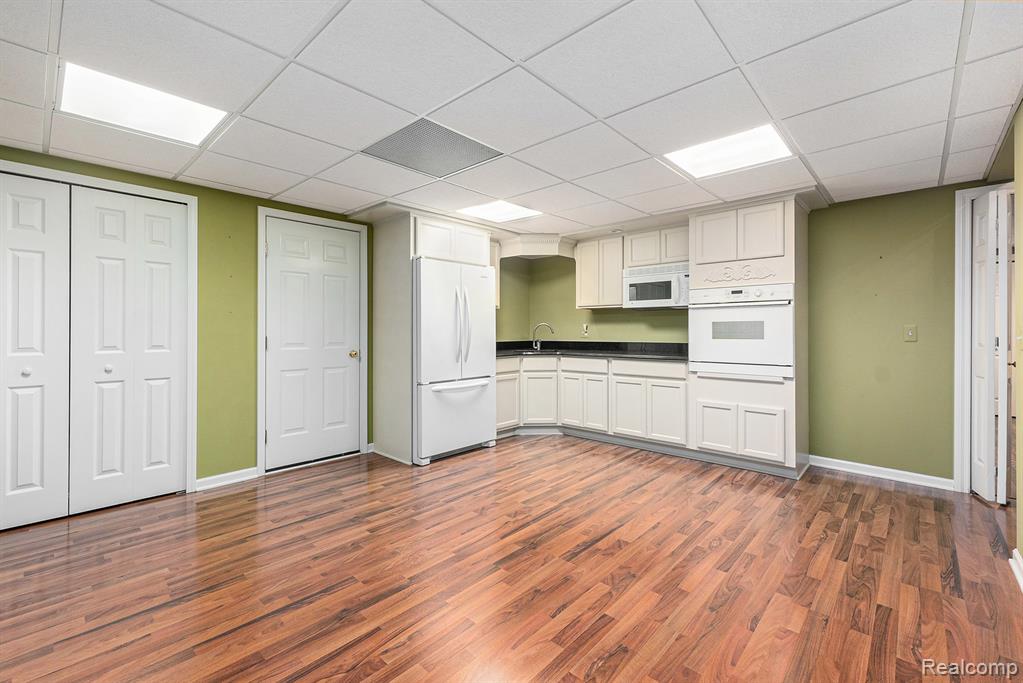 5387 Bristol Parke Drive, Clarkston, MI 48348 — Photo 28