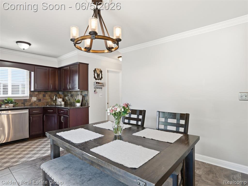 46270 Hollowoode Lane, Macomb, MI 48044 — Photo 13