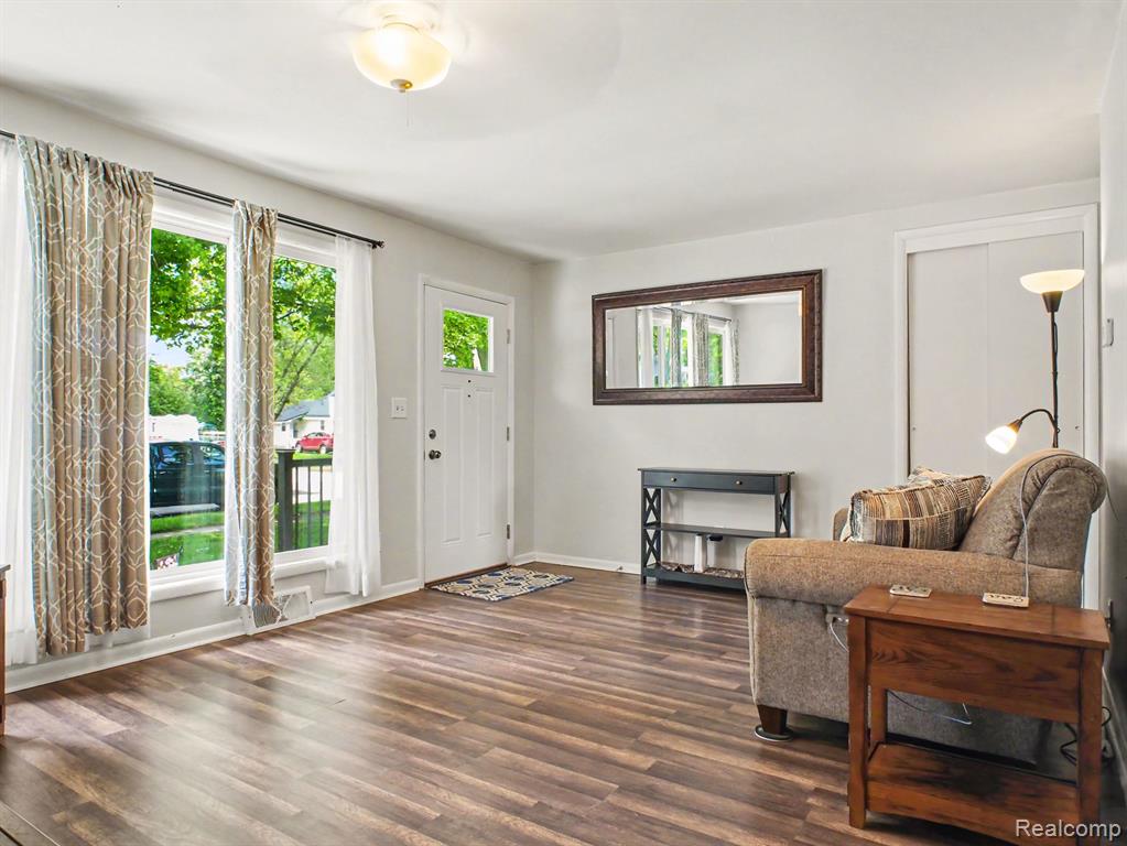 425 Rockingham Avenue, Alma, MI 48801 — Photo 4