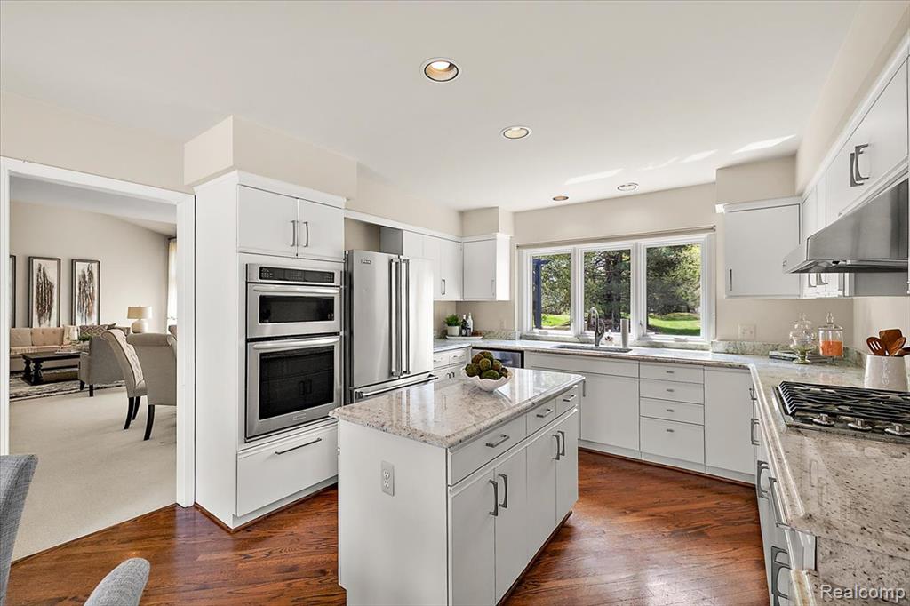 22025 Orchard Way, Beverly Hills, MI 48025 — Photo 14