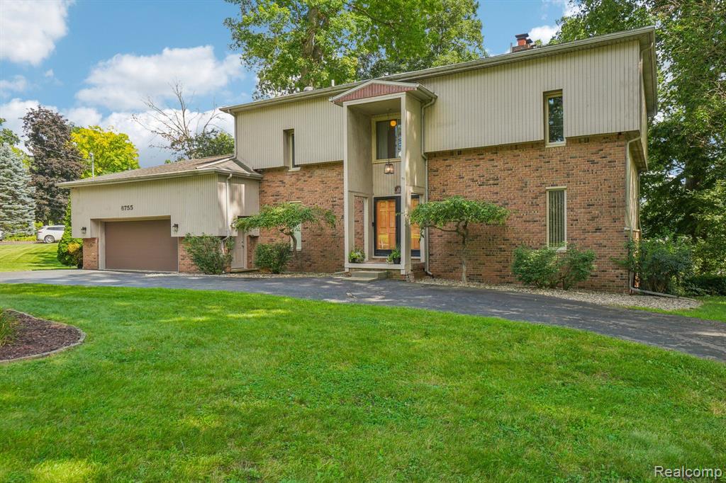 6755 WELLESLEY, Clarkston, MI — Photo 3