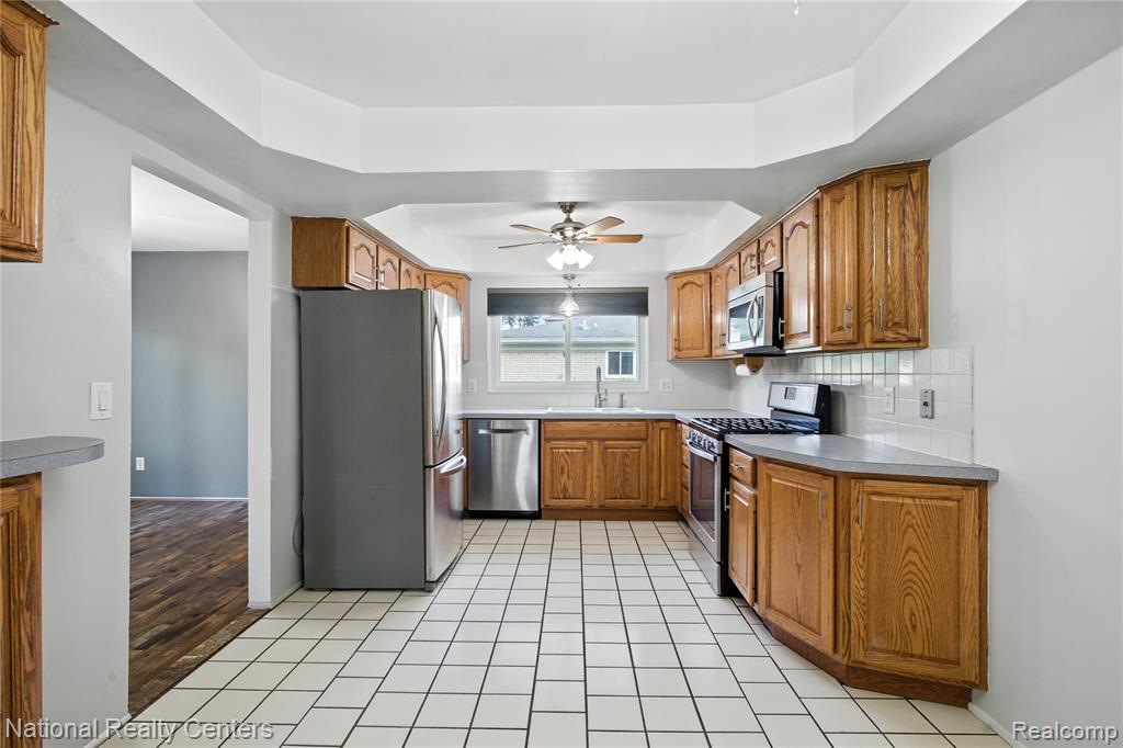 42700 Versailles Road, Canton, MI 48187 — Photo 5