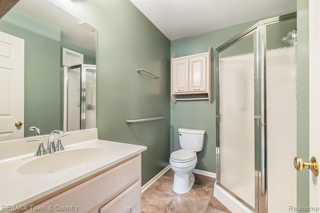 4067 Squire Hill Drive, 38, Flushing, MI 48433 — Photo 10