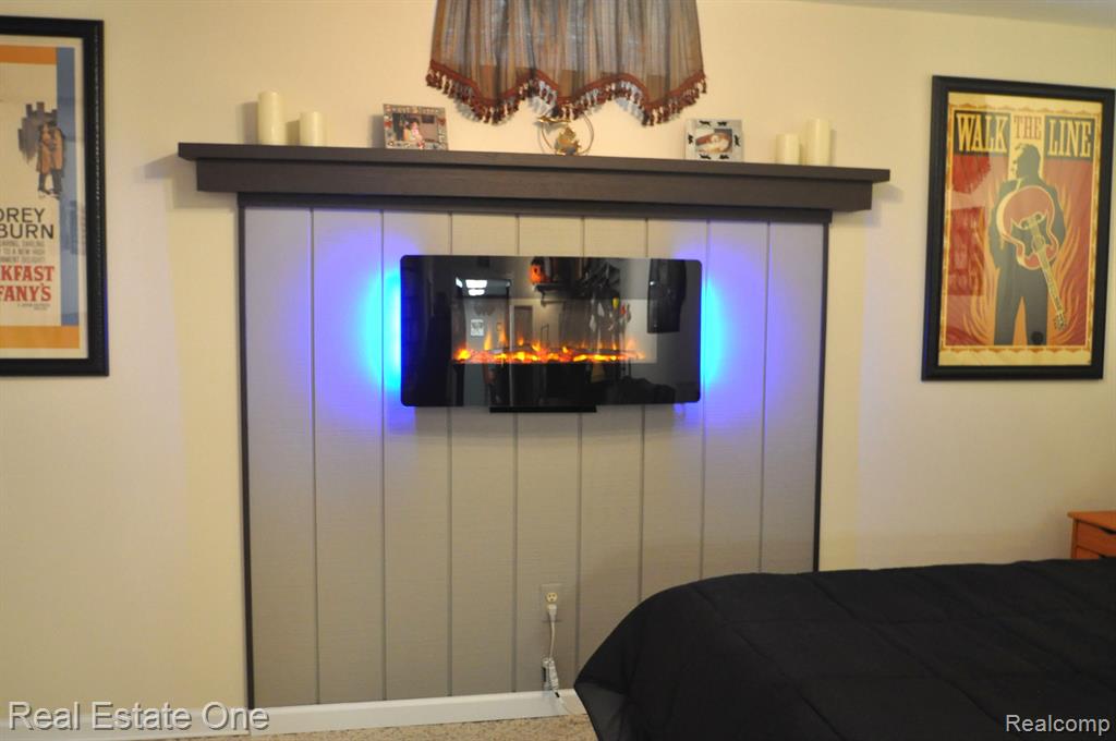 46654 SPRINGHILL Drive, Utica, MI 48317 — Photo 25