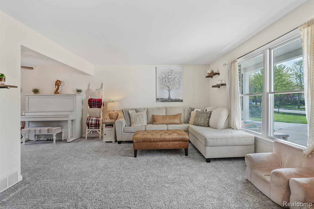 682 Zehnder Drive, Frankenmuth, MI 48734 — Photo 19