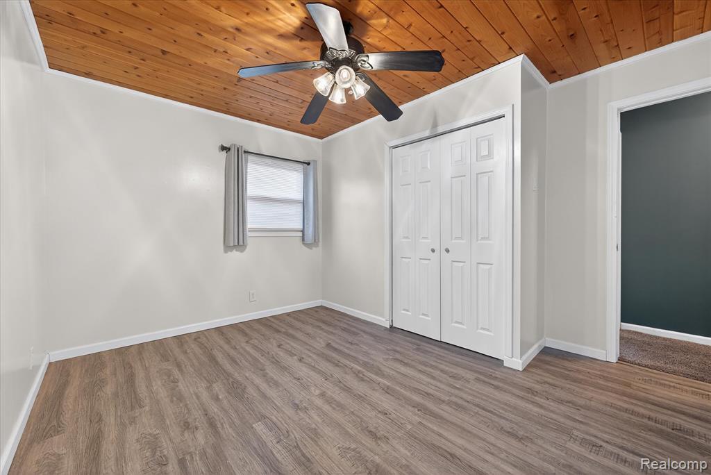 21325 Drexel Street, Clinton Twp, MI 48036 — Photo 18