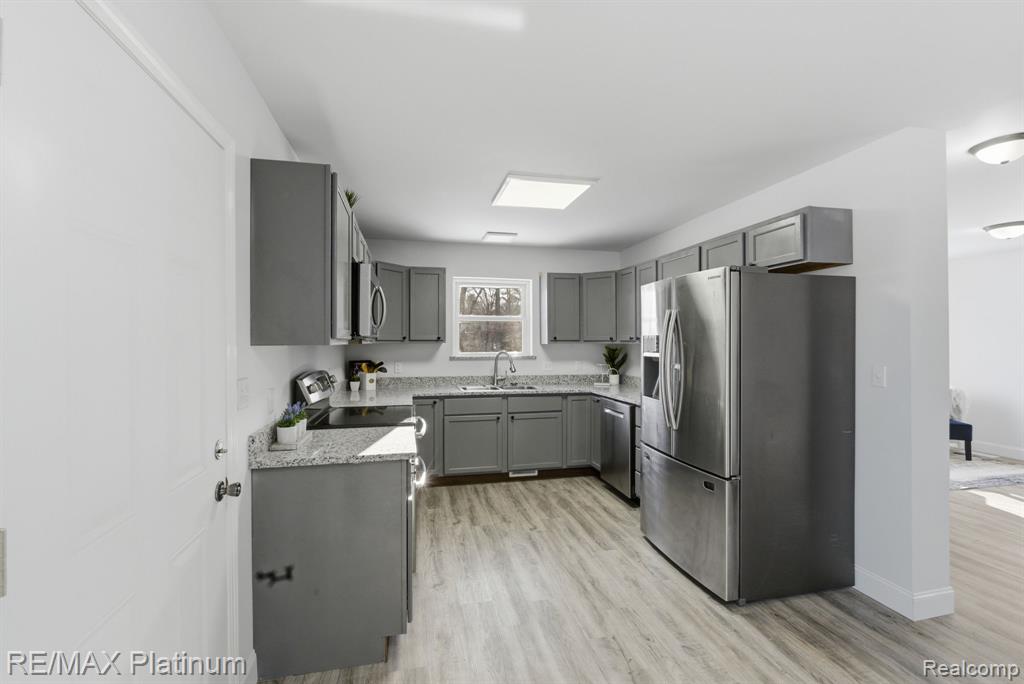 2424 Fisher Road, Howell, MI 48855 — Photo 4