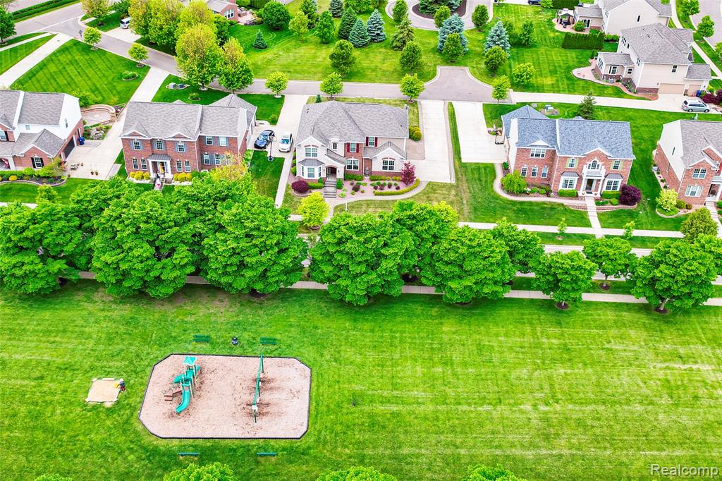 51040 Woodford Drive, Canton, MI 48188 — Photo 79