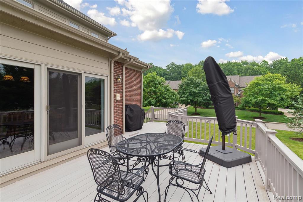 47141 Merion Circle, Northville, MI 48168 — Photo 52
