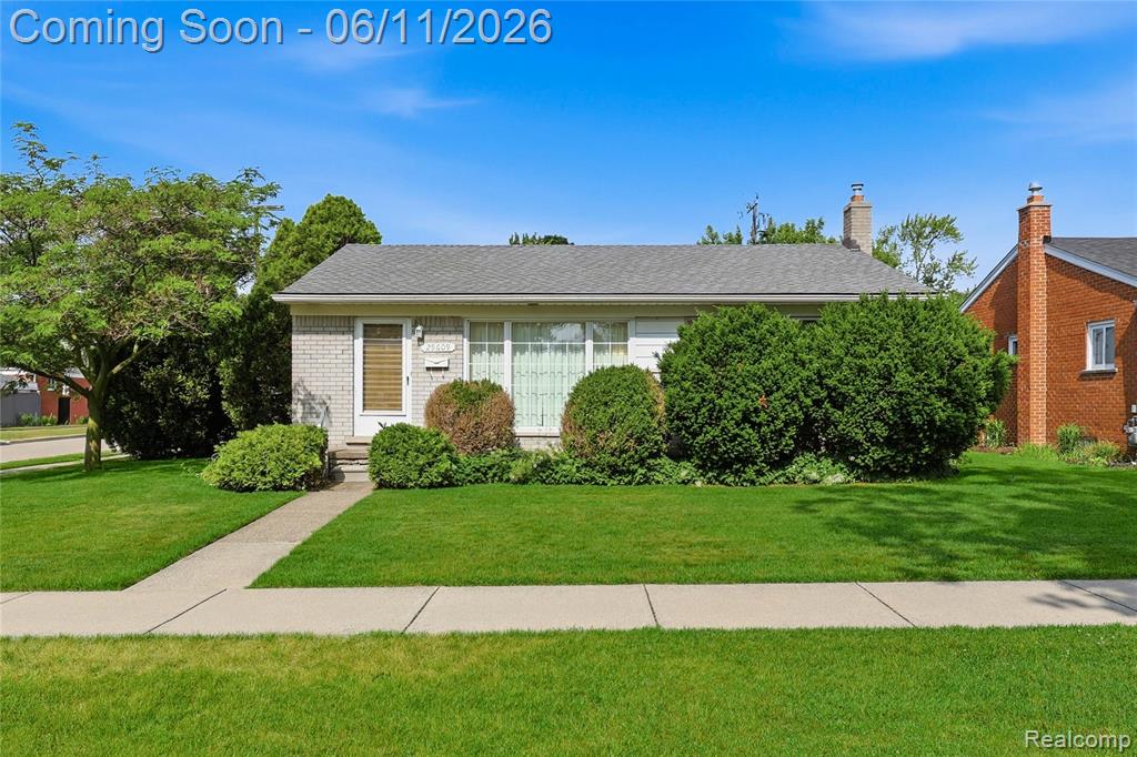 29609 Mark Avenue, Madison Heights, MI 48071 — front exterior