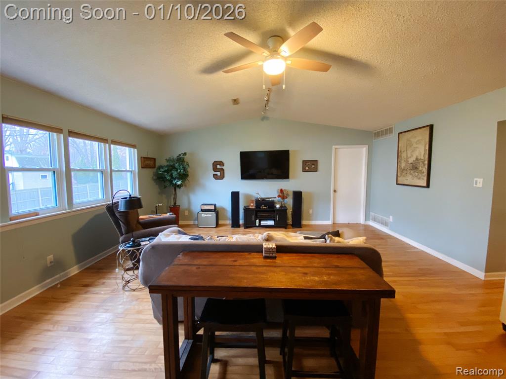 2045 Birch Street, Hartland, MI 48353 — Photo 2