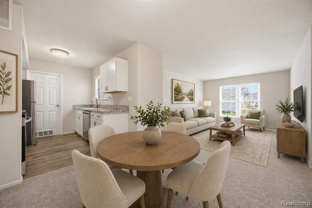 39826 Village Wood Circle, Novi, MI — Photo 6
