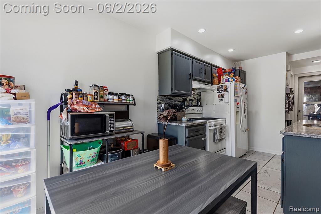 15794 Charleston Drive, Clinton Twp, MI 48038 — Photo 17