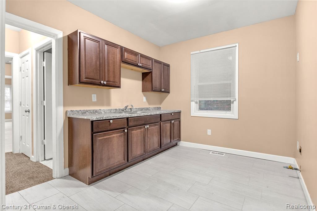 1039 N RADEMACHER Street, Detroit, MI 48209 — Photo 13