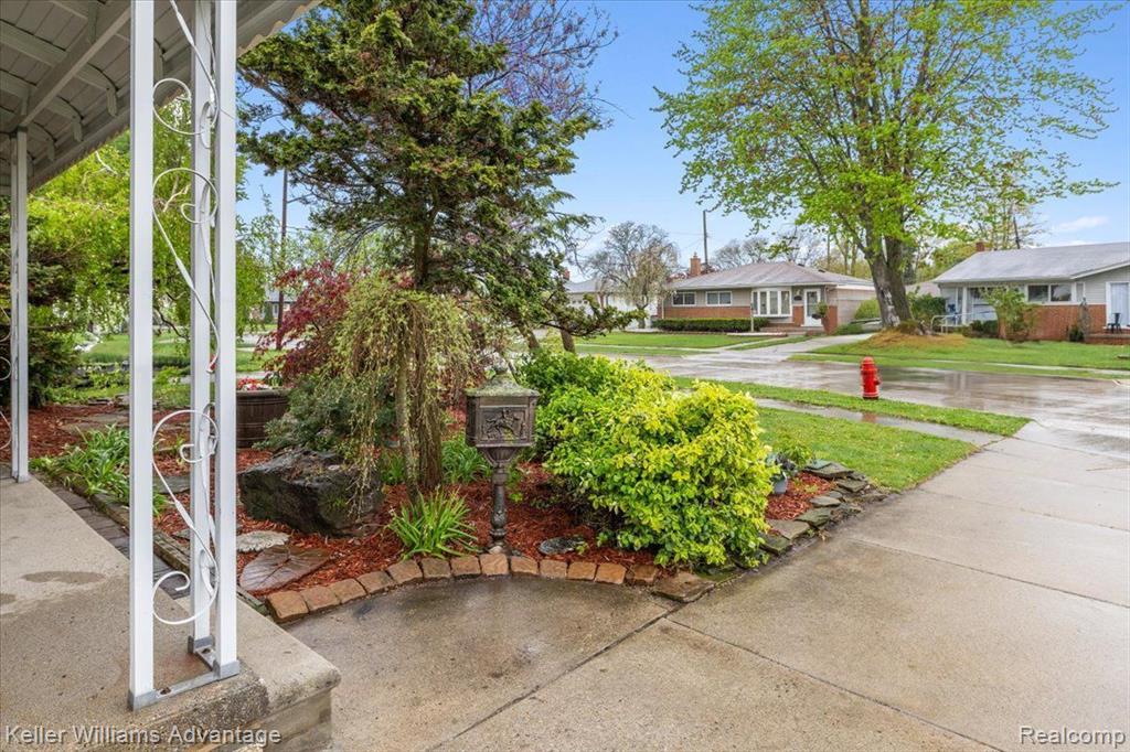 6948 FAIRFIELD Street, Garden City, MI — Photo 2