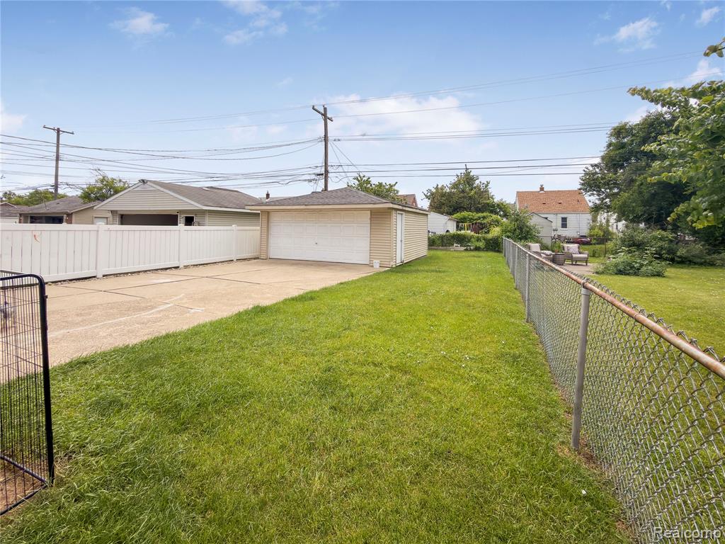 6907 Orchard Avenue, Dearborn, MI 48126 — Photo 39