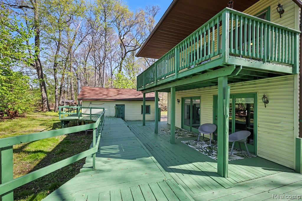 4725 Hickory Drive, Highland, MI 48356 — Photo 24