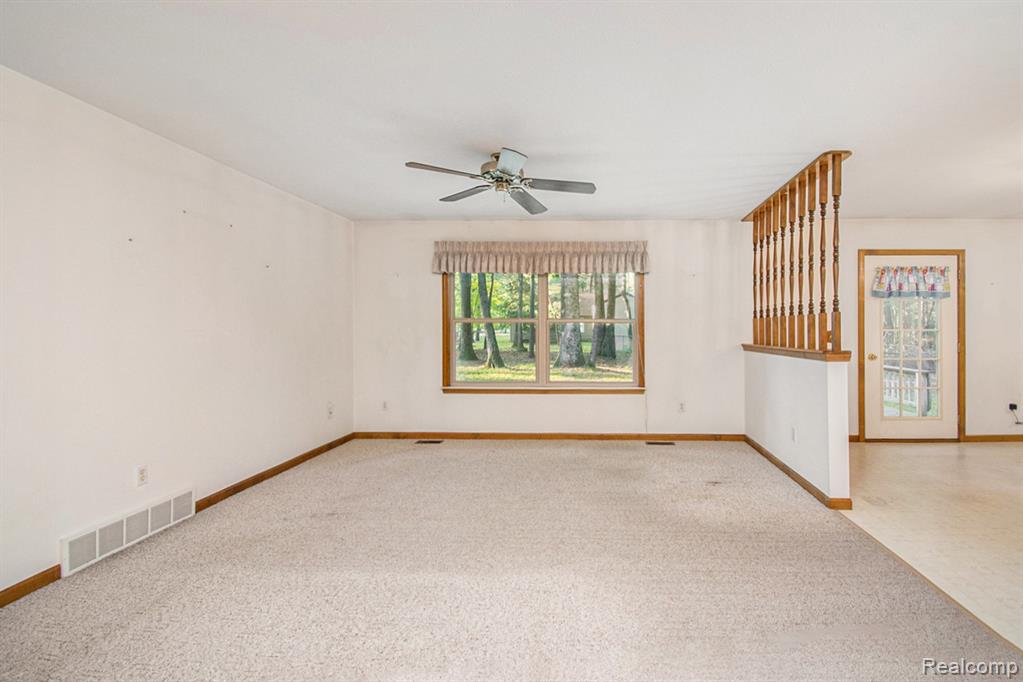7413 W Nestel Road, Houghton Lake, MI 48629 — Photo 5