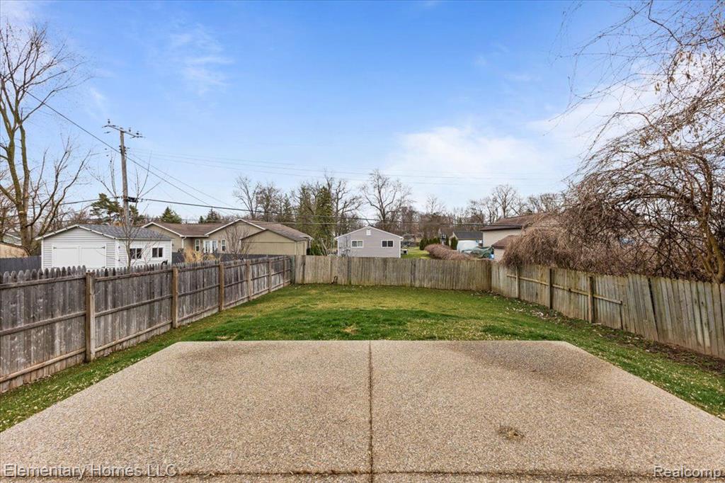 4003 Elmhurst Road, Waterford, MI 48328 — Photo 26