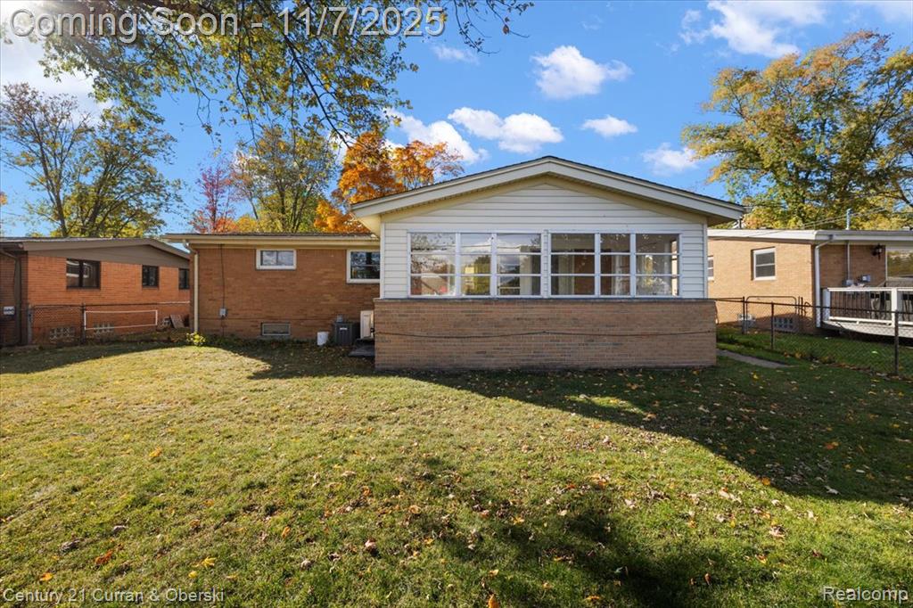 878 Brooklawn Drive, Troy, MI 48084 — Photo 30