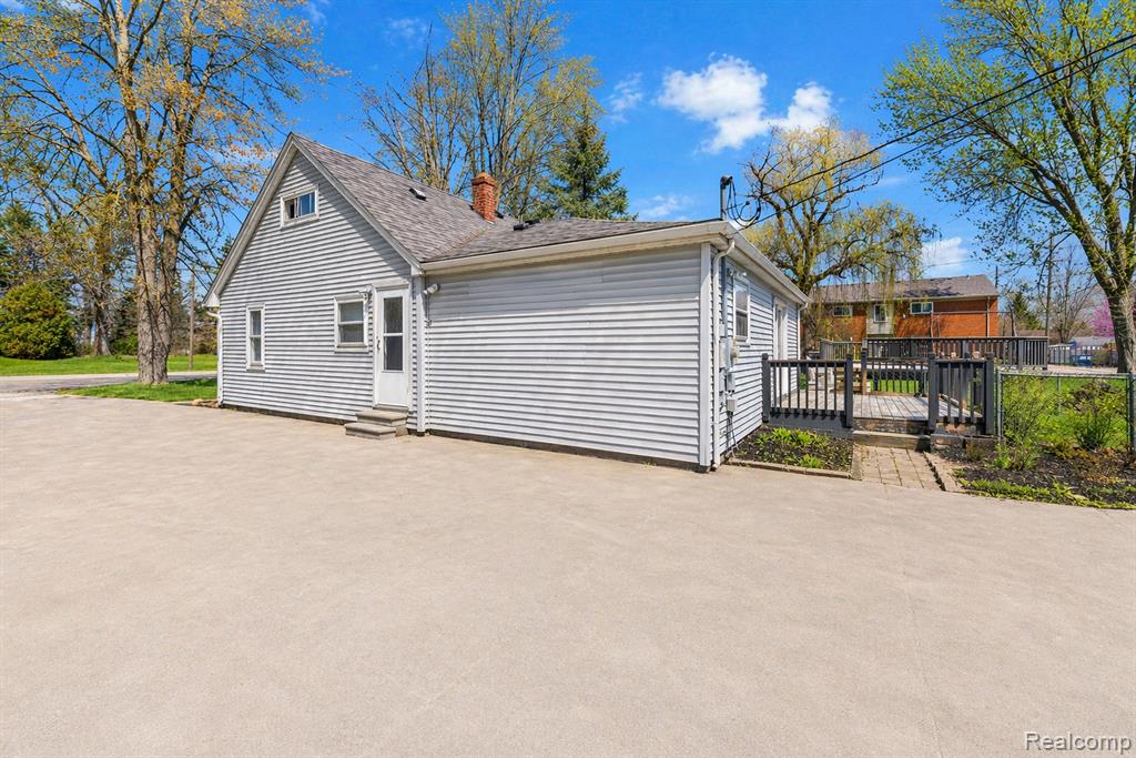 36845 Sibley Road, New Boston, MI 48164 — Photo 6