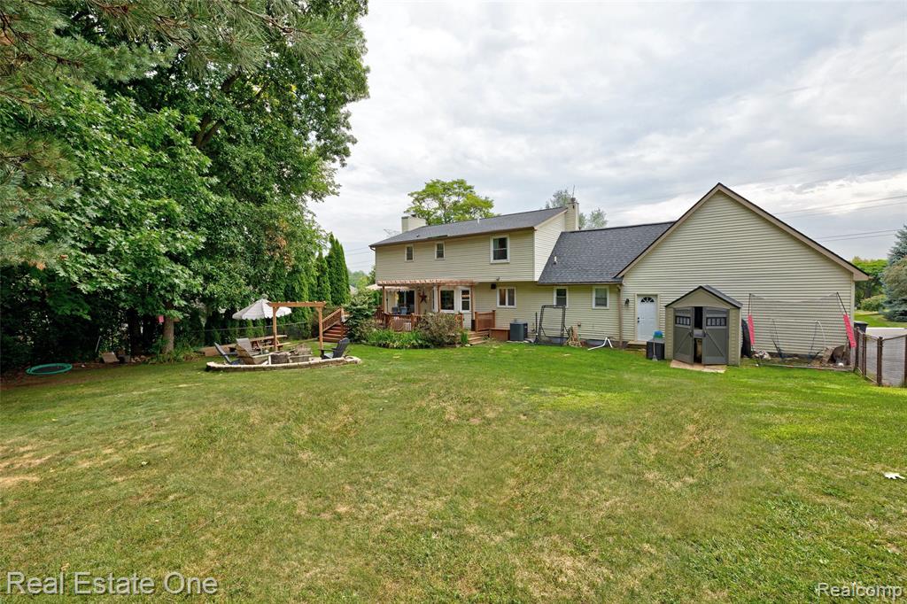 6360 Woodcrest Ridge, Clarkston, MI — Photo 64