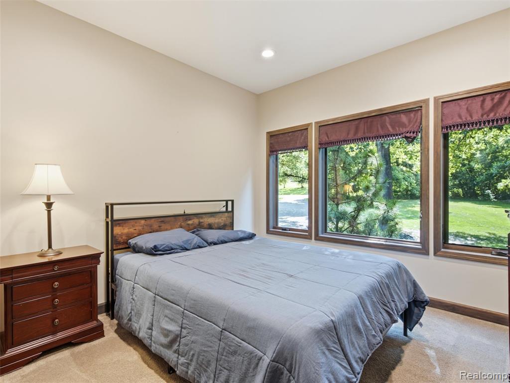 7055 Randall Drive, Fenton, MI 48430 — Photo 20