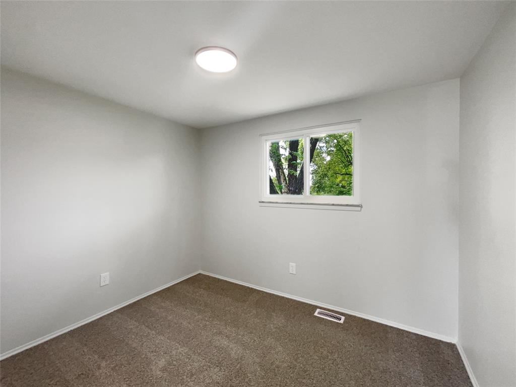 4273 Bieber Drive, Sterling Heights, MI 48310 — Photo 17