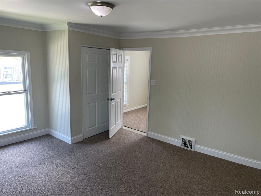 32 EAST Street, Oxford, MI 48371 — Photo 21