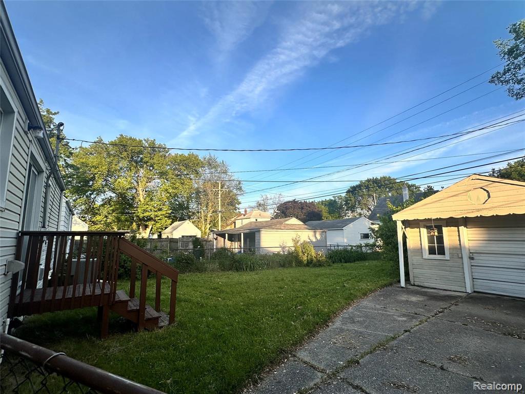 8150 Standard, Center Line, MI 48015 — Photo 15