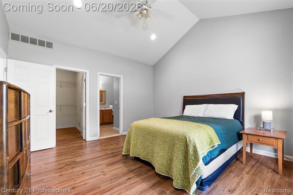 3305 Grove Lane, Auburn Hills, MI 48326 — Photo 28