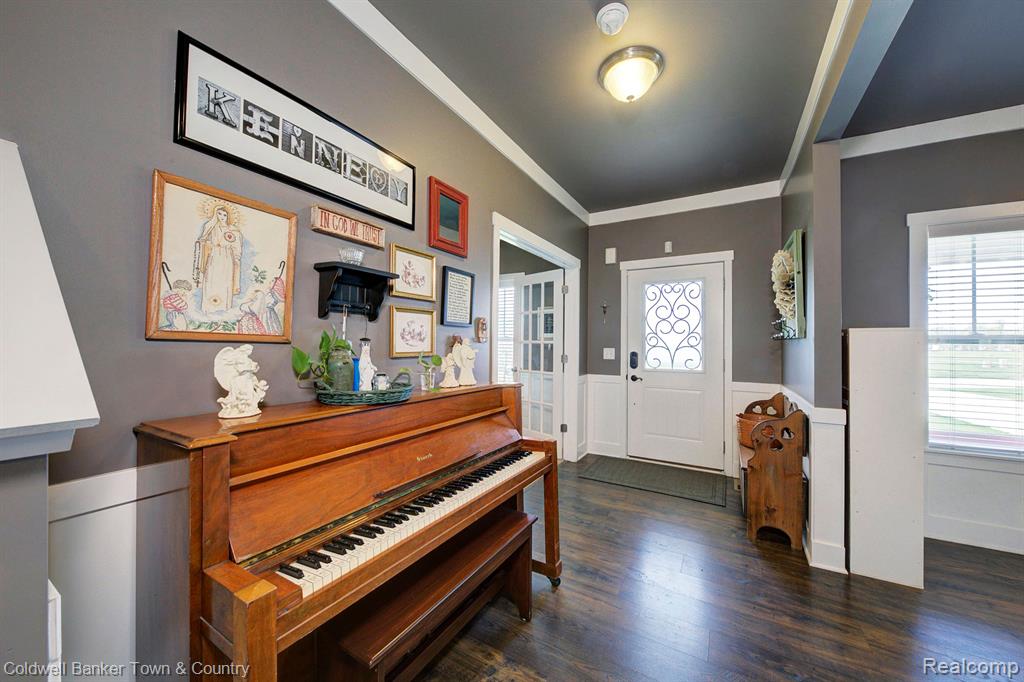 5515 BRILLIANT Circle, Howell, MI 48855 — Photo 8