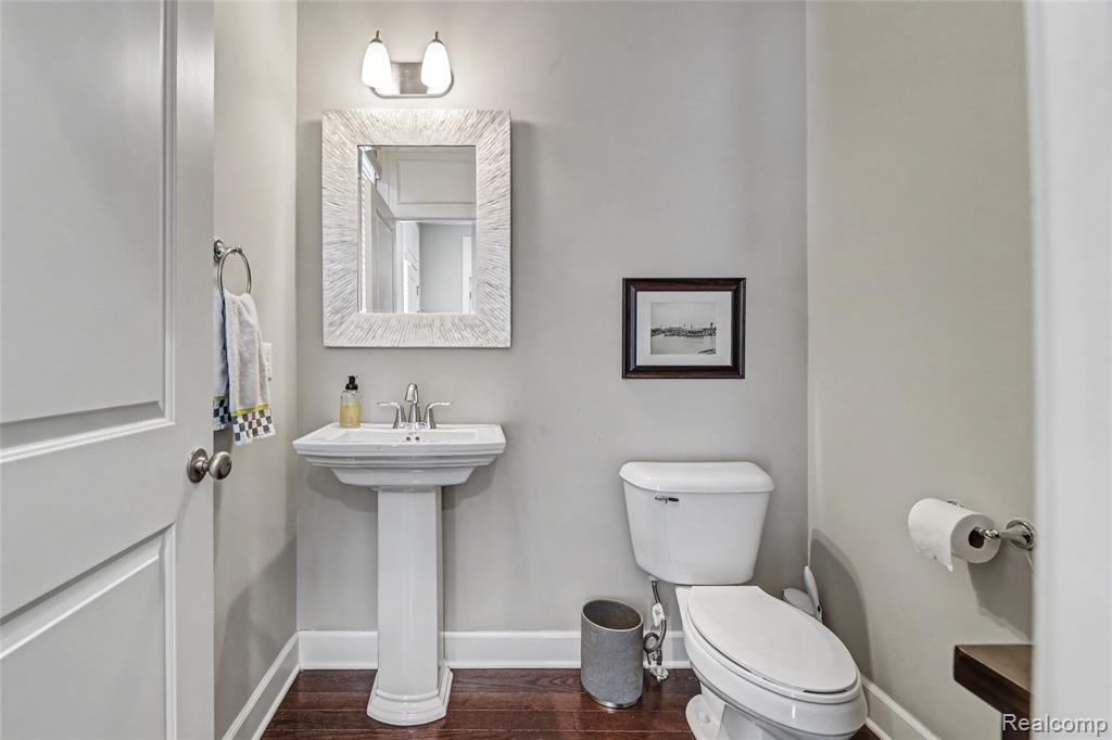 910 McLean Avenue, Royal Oak, MI 48067 — Photo 12